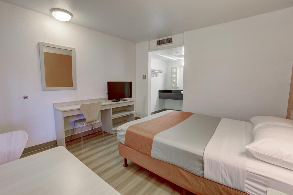 Motel 6-Corona, Ca Zewnętrze zdjęcie