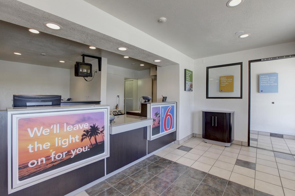 Motel 6-Corona, Ca Zewnętrze zdjęcie